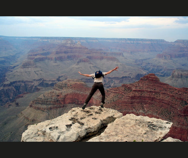 Saut dans le Grand Canyon