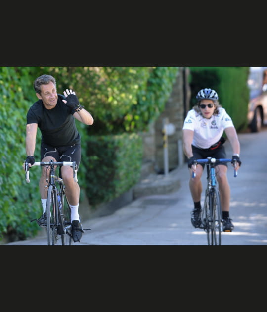 Jean et Nicolas sont sur leurs v&eacute;los