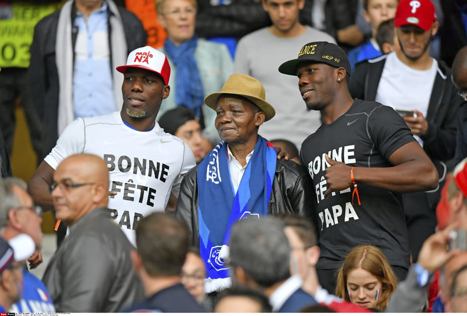 Ses fr&egrave;res sont jumeaux et footballeurs professionnels