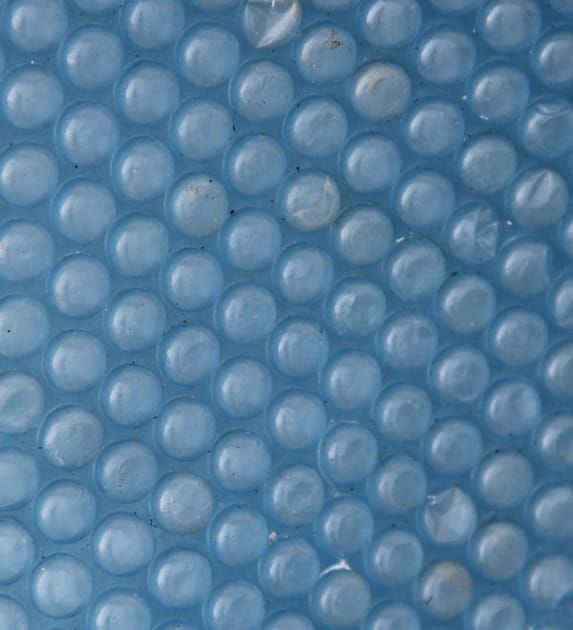 Lutter contre les algues avec une b&acirc;che &agrave; bulles