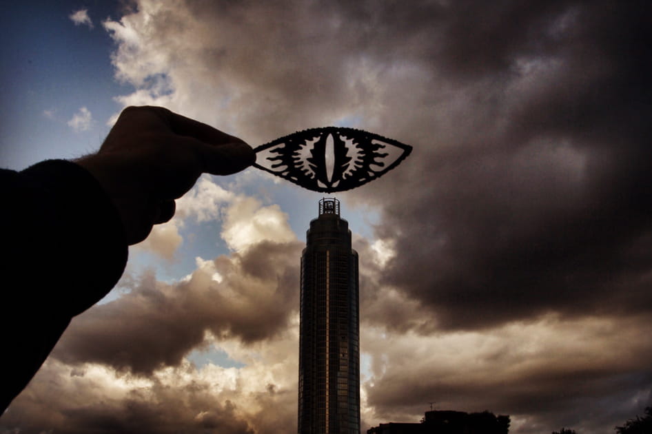 L'&OElig;il de Sauron tr&ocirc;ne sur la St George Wharf Tower
