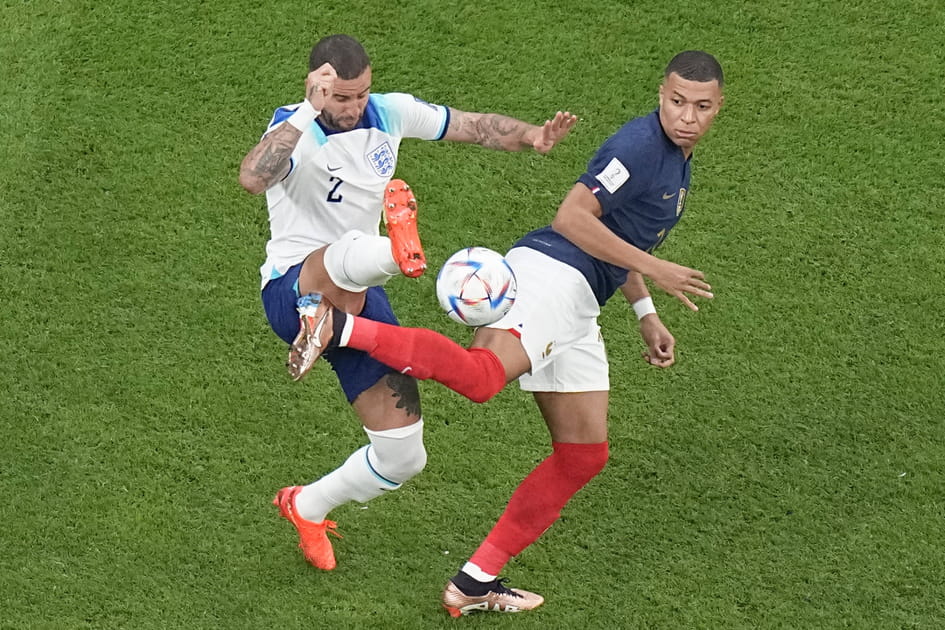 Le duel Walker - Mbapp&eacute;
