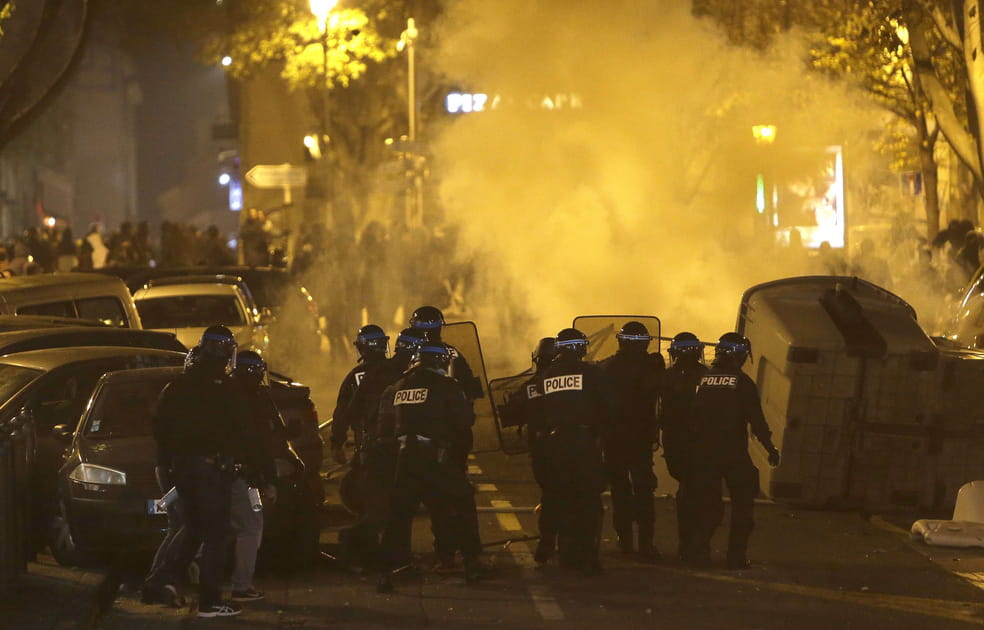 Gilets jaunes&nbsp;: les images choc &agrave; Paris
