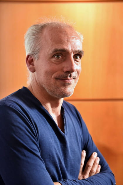 Philippe Poutou coince Fran&ccedil;ois Fillon sur le Penelope Gate