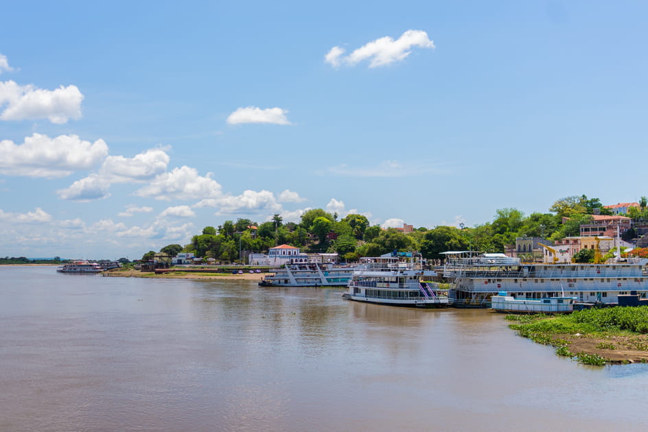 Corumb&aacute;, la porte d'entr&eacute;e du Pantanal sud