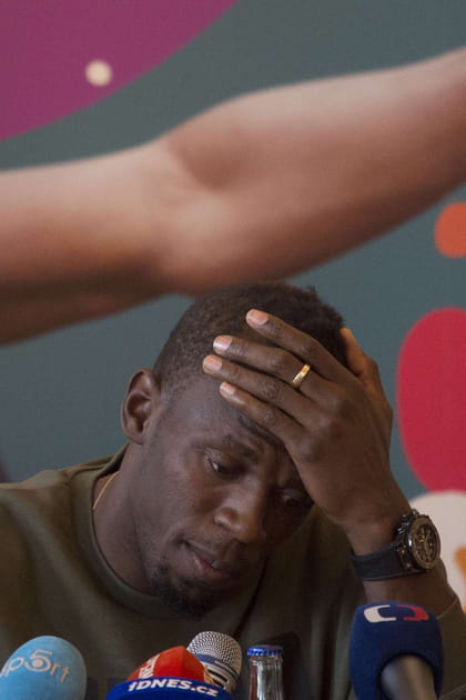 Son pays le conspuait