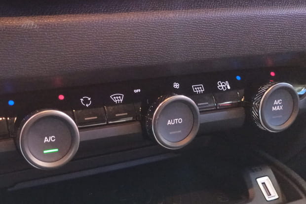 La nouvelle C4 conserve à l'intérieur certains aspects pratiques