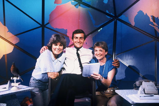 Aux commandes d'émissions