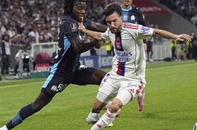 Lyon - Marseille&nbsp;: l'OL croque sur le fil l'OM et rejoint le PSG en t&ecirc;te de la L1, le r&eacute;sum&eacute;