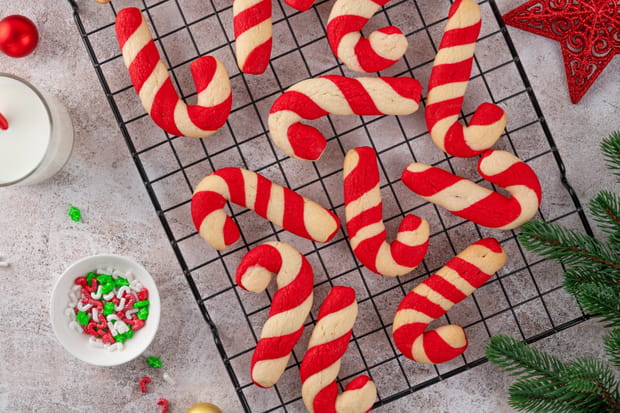 Des sablés façon sucre d'orge, pour s'initier à la pâtisserie en s'amusant