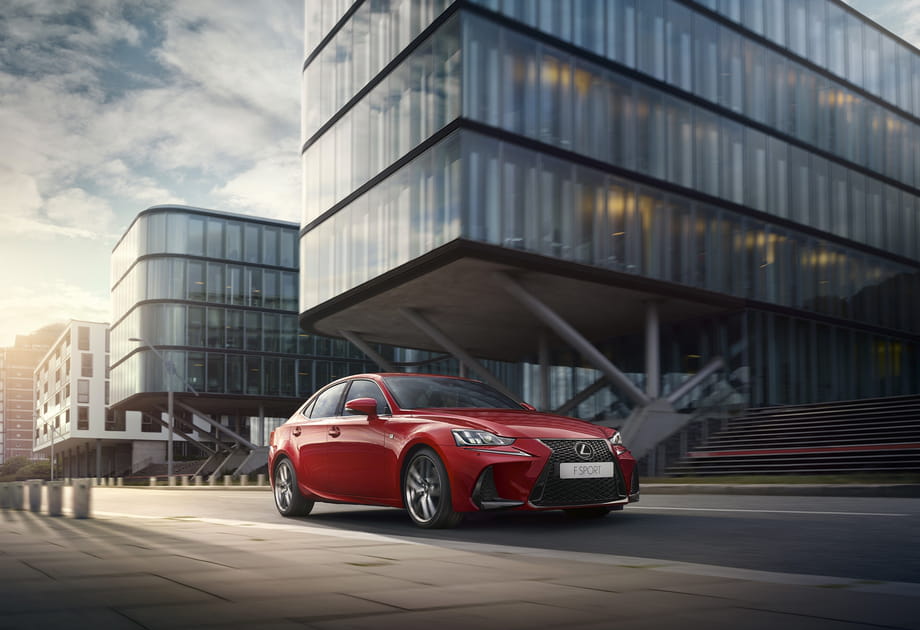 Lexus IS