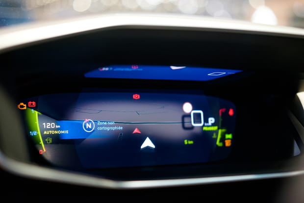 Ambiance futuriste avec le nouvel i-Cockpit