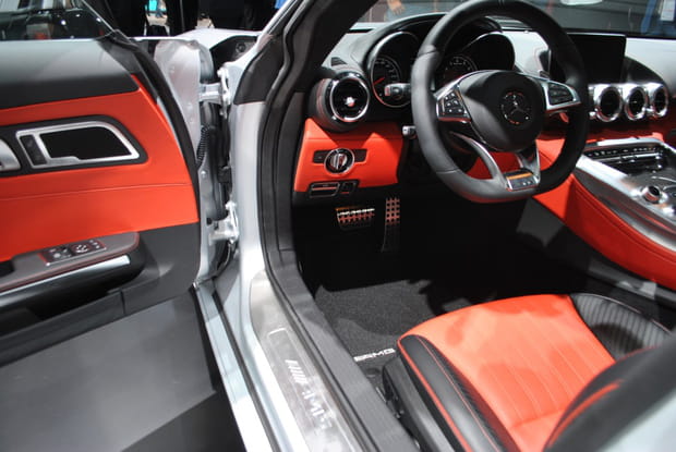 Adieu les portes papillon