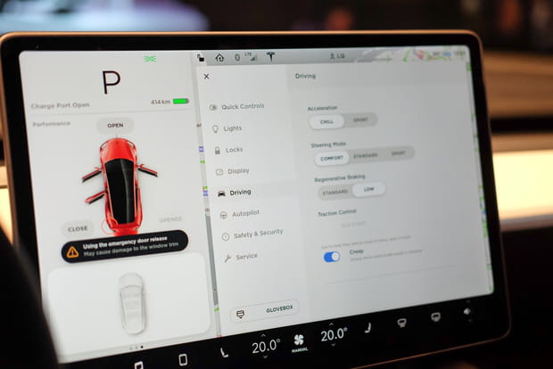 Tout passe par l'écran dans cette voiture