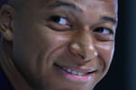 Depuis son arrivée en Espagne, Kylian Mbappé est accro au jambon : "je cherche les endroits où manger le meilleur"