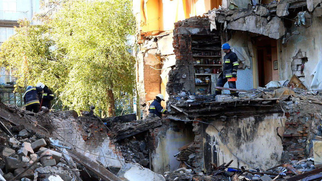 La ville de Zaporijjia bombard&eacute;e apr&egrave;s l'explosion du pont de Crim&eacute;e