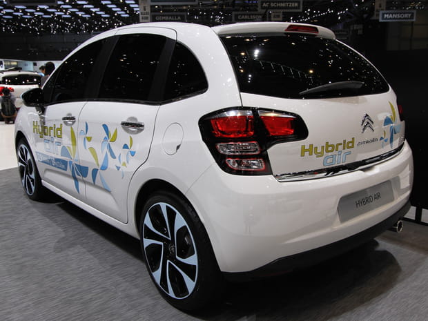 Citroen C3 Hybrid Air Arrière