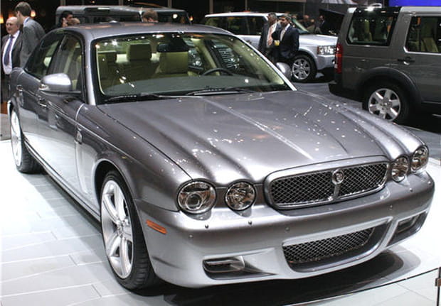 Jaguar XJ