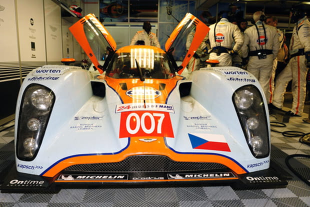 Aston Martin 007