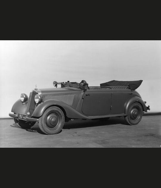 Un cabriolet Mercedes sp&eacute;cifique pour la police