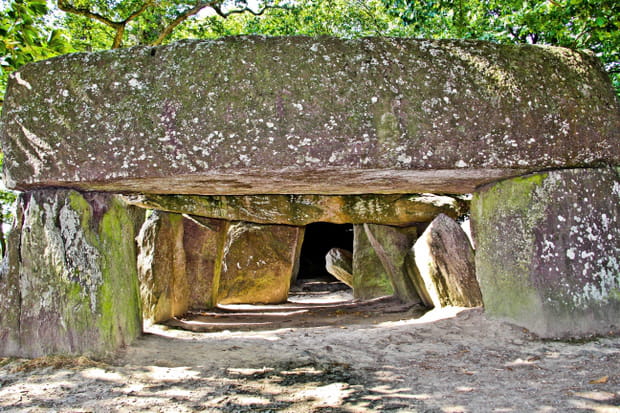 Le dolmen de la Roche-aux-Fées