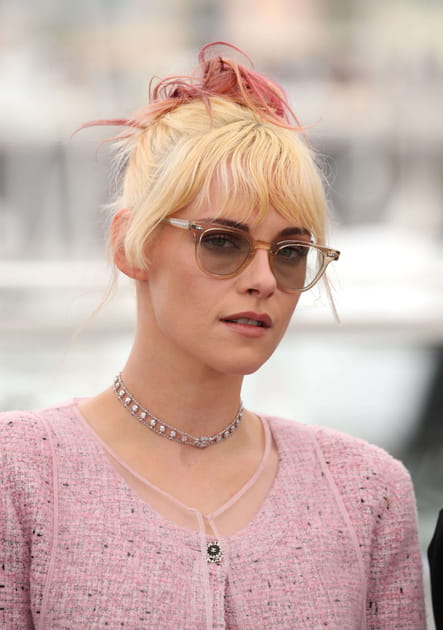 Les lunettes de soleil, d&eacute;tail chic pour Kristen Stewart &agrave; Cannes
