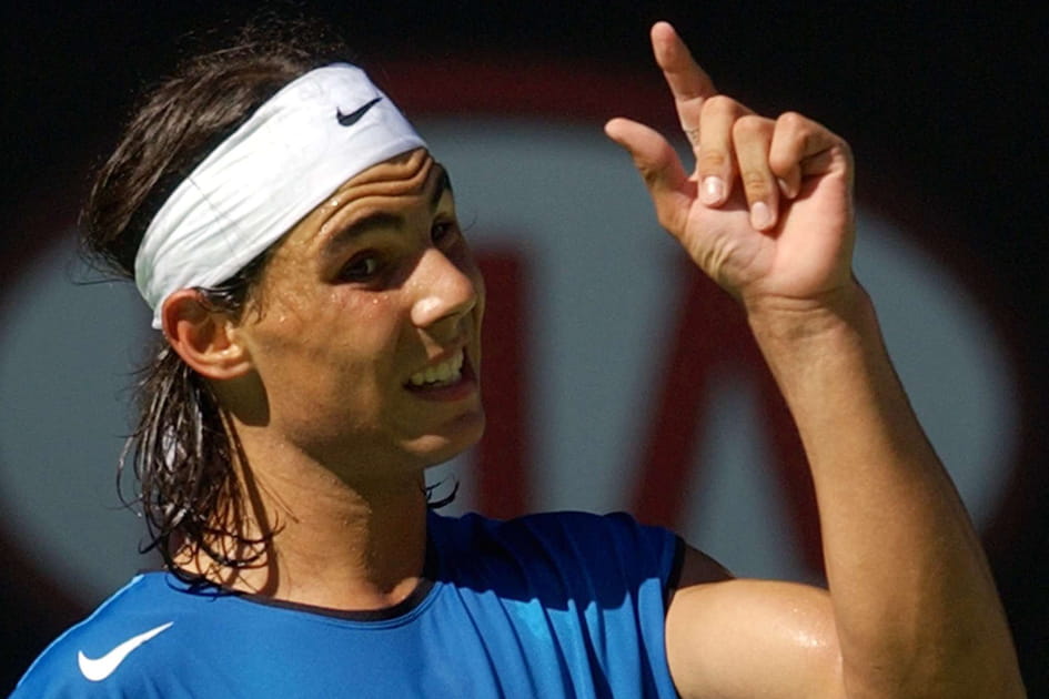&Agrave; l'Open d'Australie 2005, Nadal se qualifie pour la premi&egrave;re fois en deuxi&egrave;me semaine d'un Grand Chelem