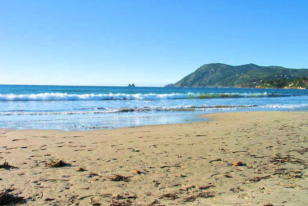La plage des Sablettes à La Seyne-sur-Mer (Var)