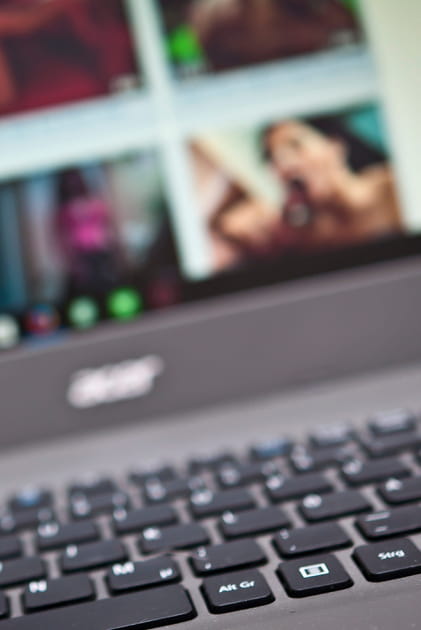 L'image des femmes v&eacute;hicul&eacute;e par la pornographie est probl&eacute;matique pour seulement 48&nbsp;% des hommes de 15-34&nbsp;ans