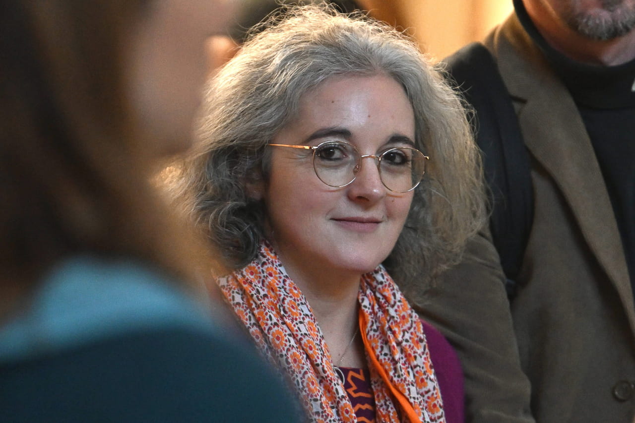 Minute de silence pour Samuel PatyÂ : sa sÅ“ur GaÃ«lle la trouve "inutile" et explique...