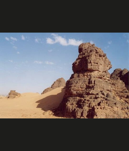 Au milieu des sables