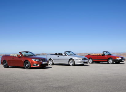 25yearsofsaabconvertibles3fromtheleftsaab9