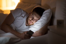 Les personnes qui repoussent toujours l'heure de leur coucher ont ces 4 points en commun, selon la psychologie