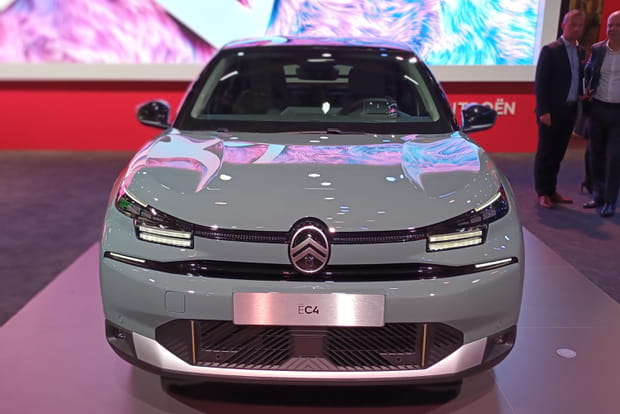 Nouvelle Citroën C4 : une face avant inédite