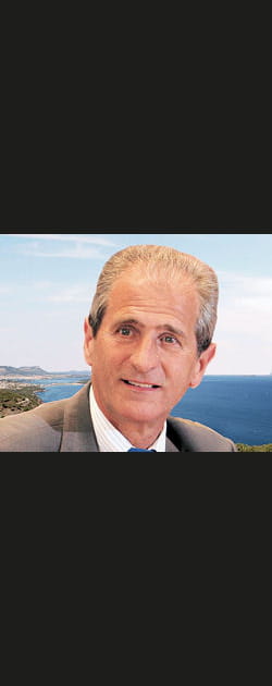 Hubert Falco, secr&eacute;taire d'Etat &agrave; l'Am&eacute;nagement du territoire