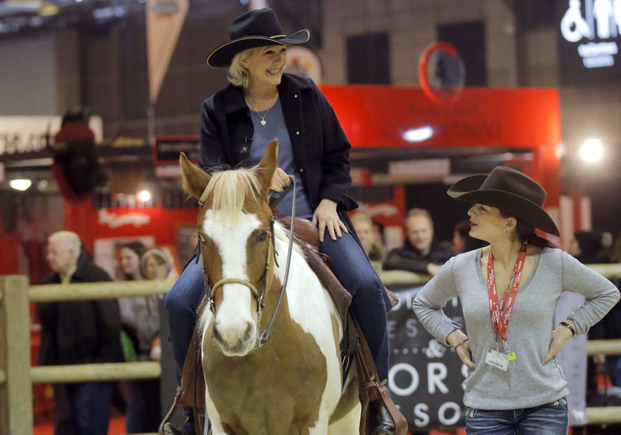 Le Pen en mode cow-boy