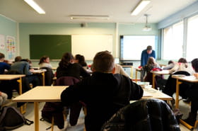 Une coll&eacute;gienne menace de mort son prof qui montrait des dessins de Charlie, la peine qu'elle risque est fix&eacute;e