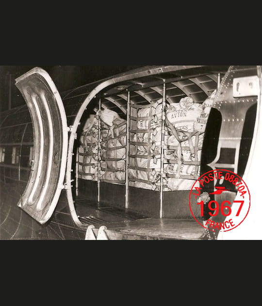 En 1967, La Poste poss&eacute;dait sa&nbsp;compagnie&nbsp;a&eacute;rienne