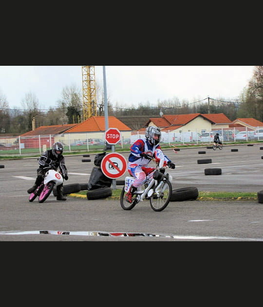 Les 6&nbsp;Heures de Solex de Tarbes