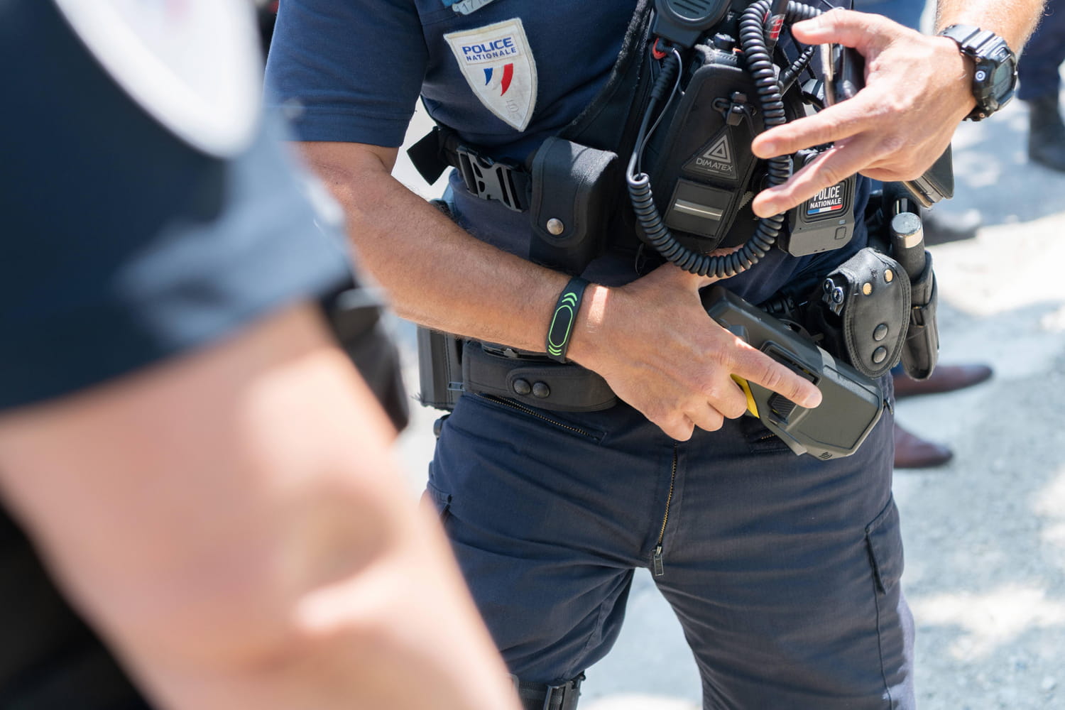 Un policier de Tourcoing tabassé, les images vidéo diffusées : des policiers dénoncent des "spectateurs complices"